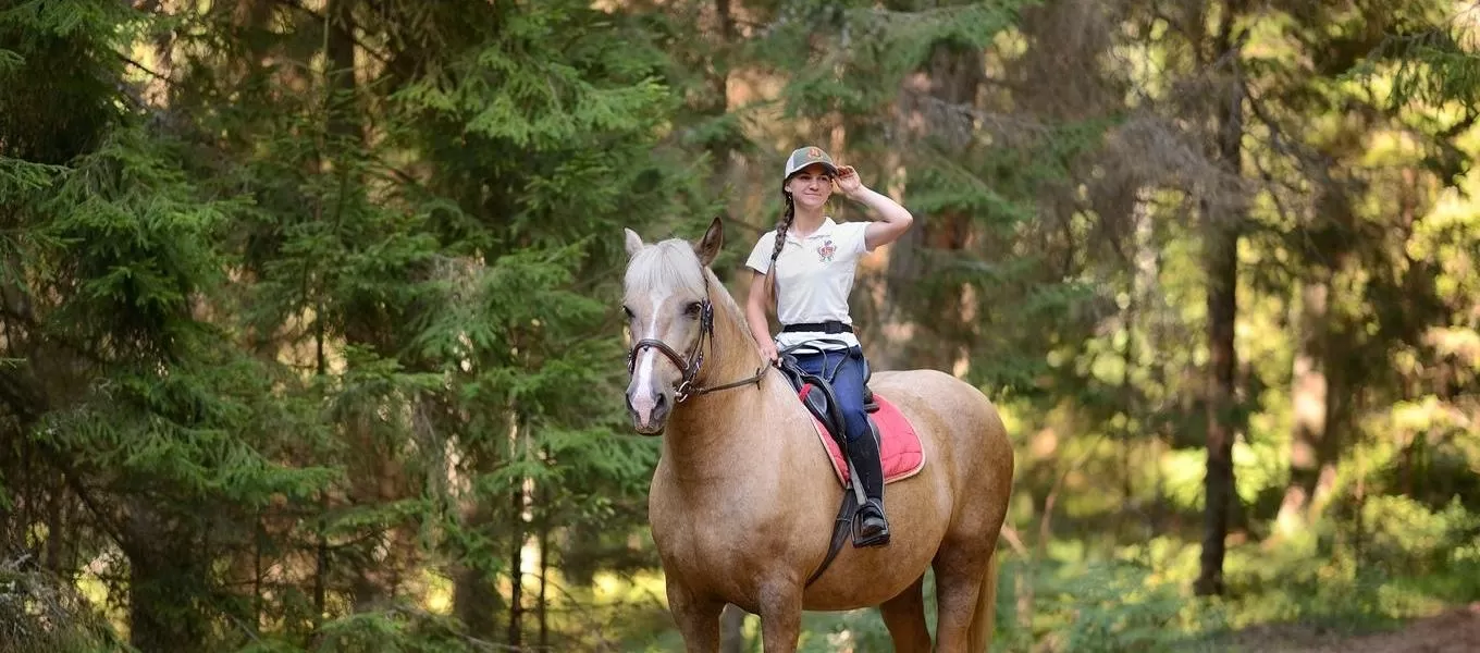 HORSE RIDING